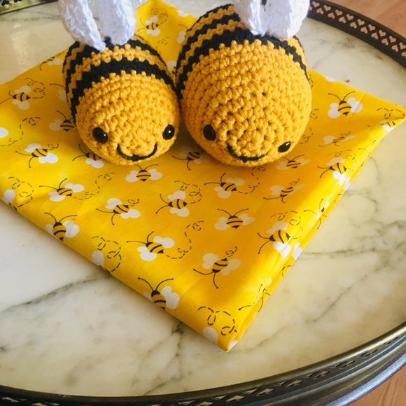 Decorative or toy handmade by me bumblebees. - Picture 5 of 5